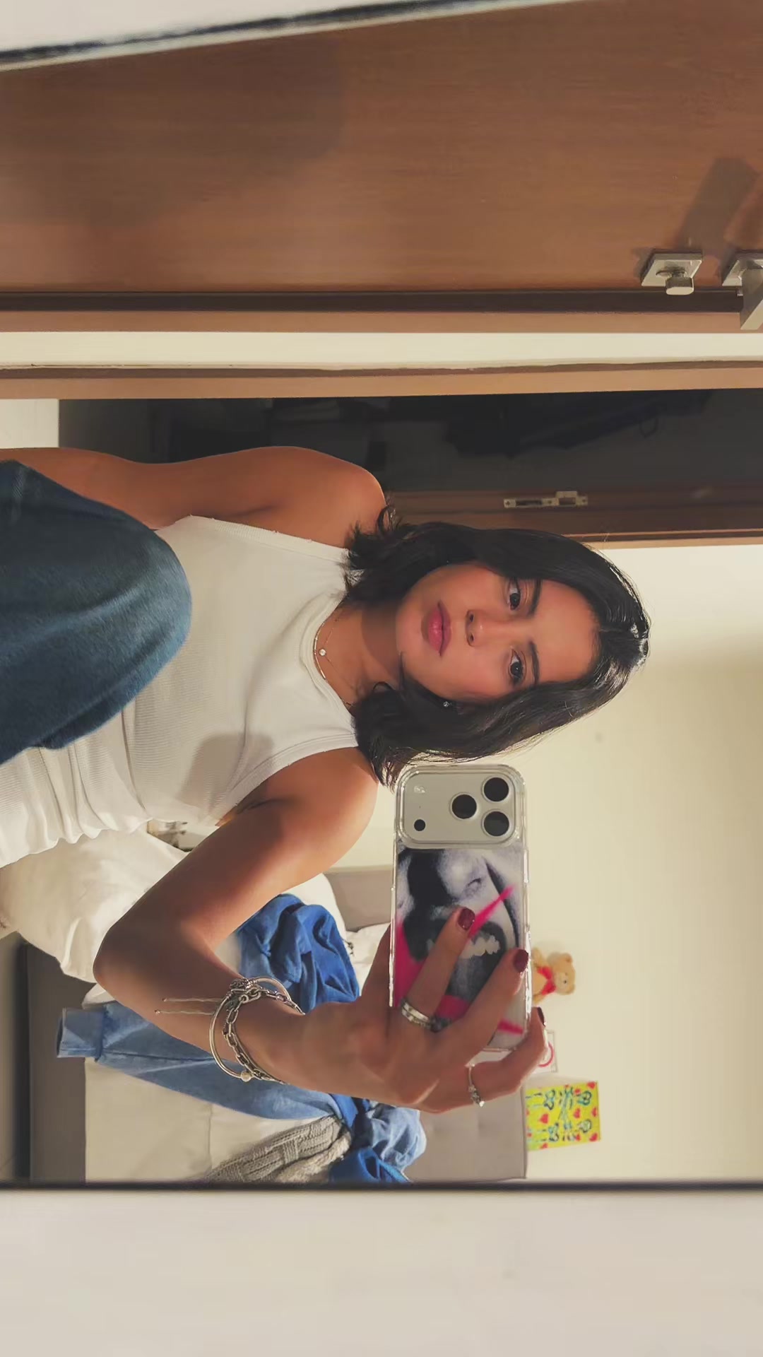 @loveehotmoms_