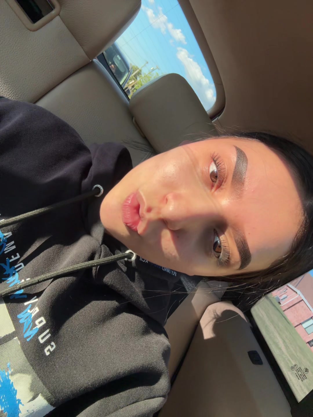 @𝓜𝓲𝓬𝓱𝓮𝓵𝓵𝓮