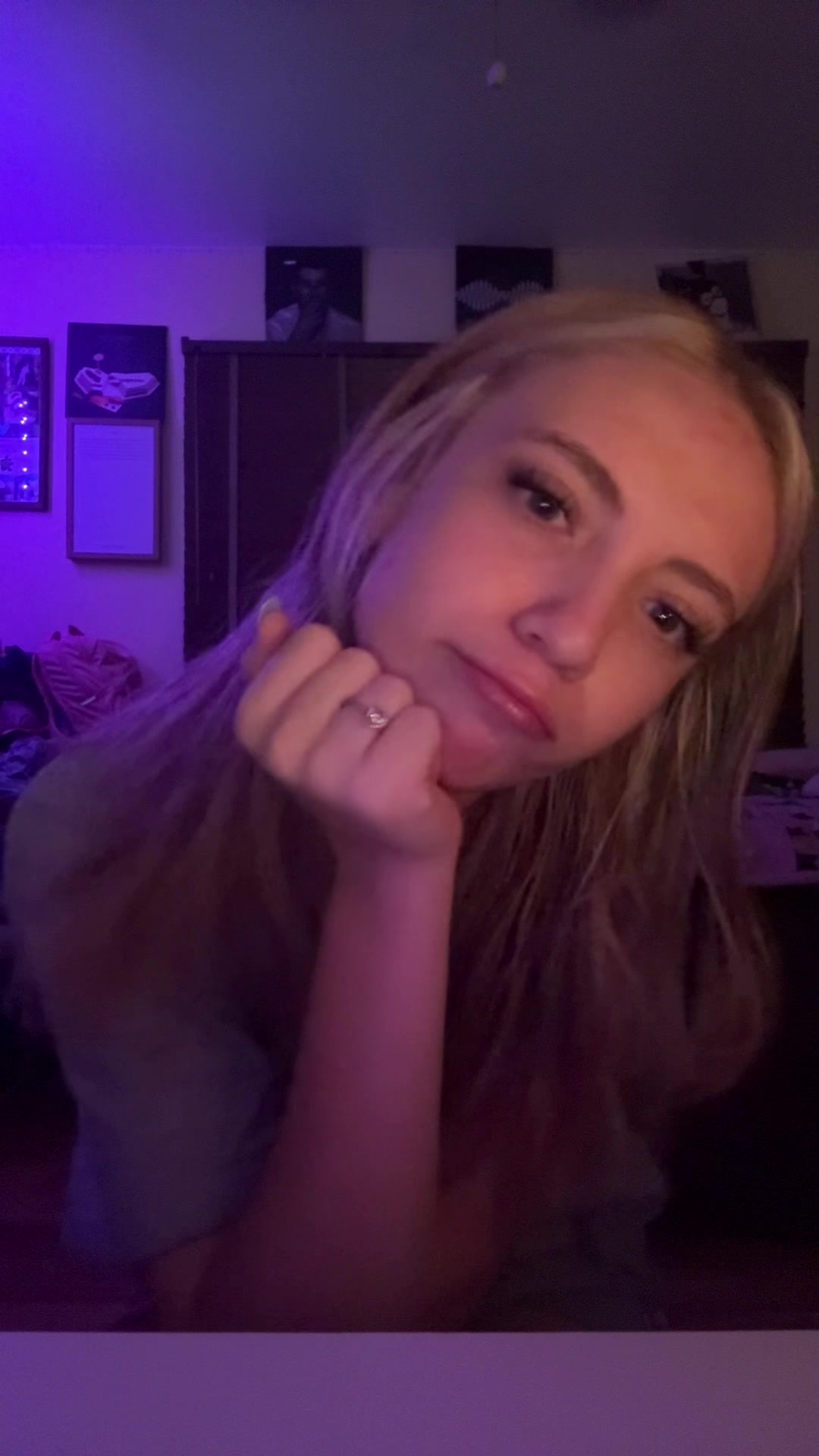 @erianna🪽⭐️🍭🐈