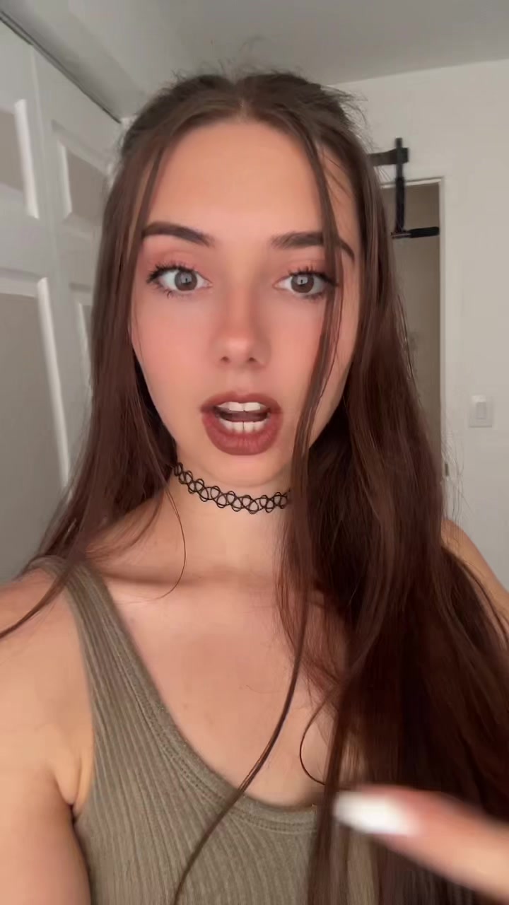 @Ava