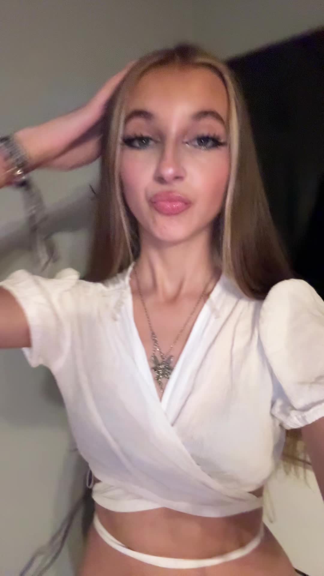 @🤨