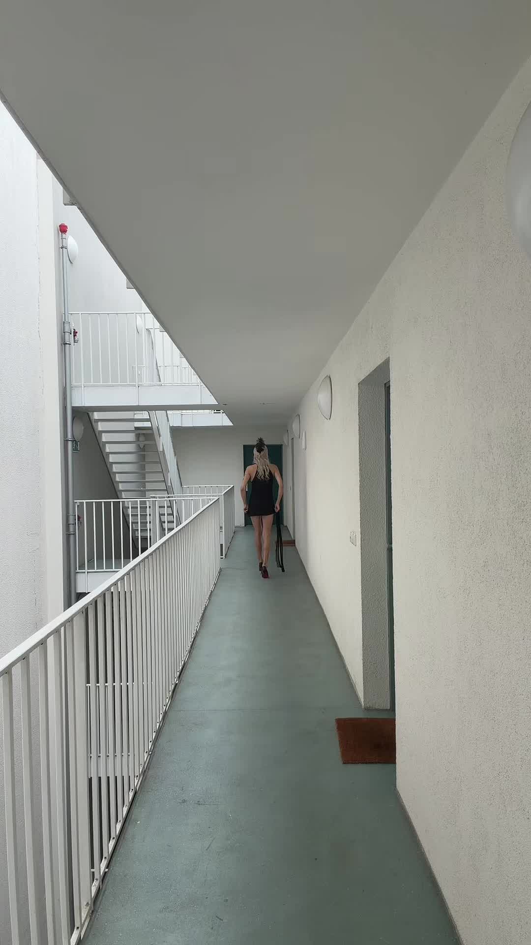 @luandaschuster