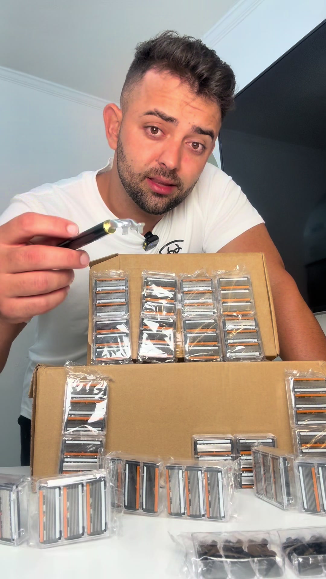 @jonnyq_shop