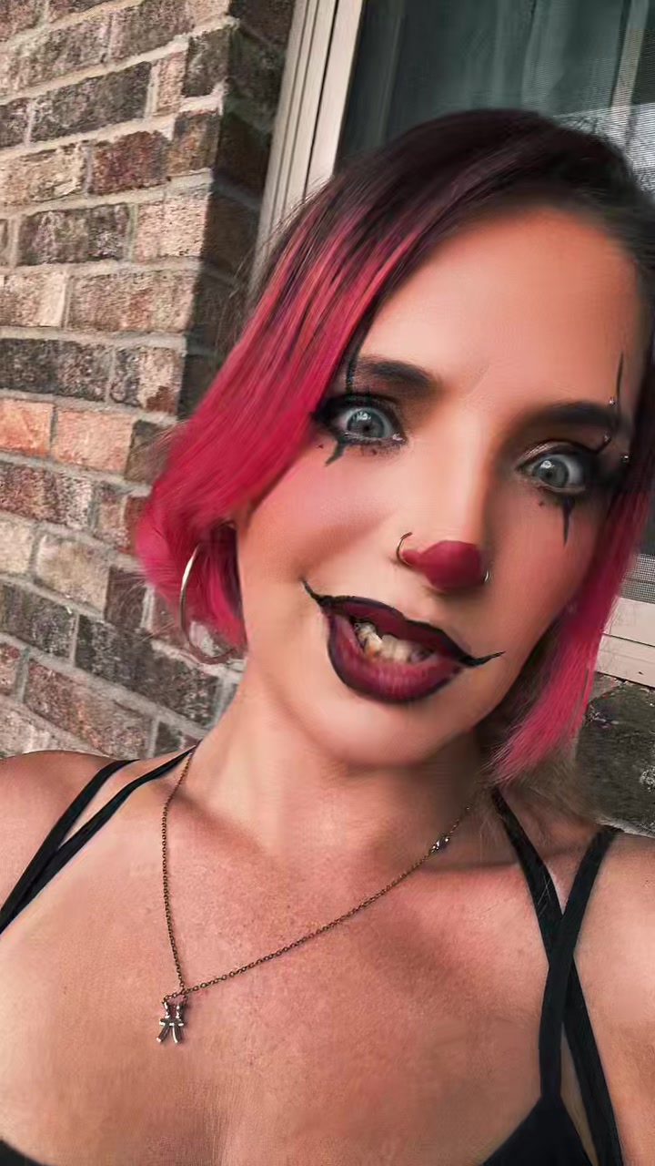 @FoxiBrat
