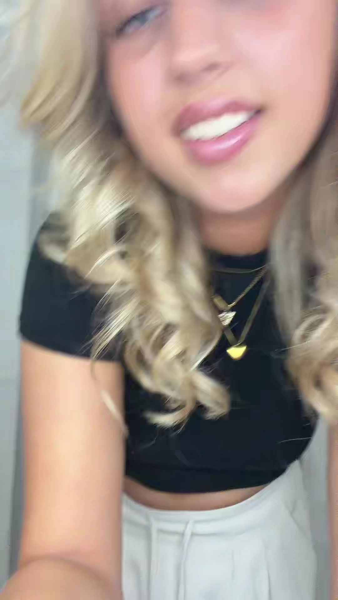 @𝓛.