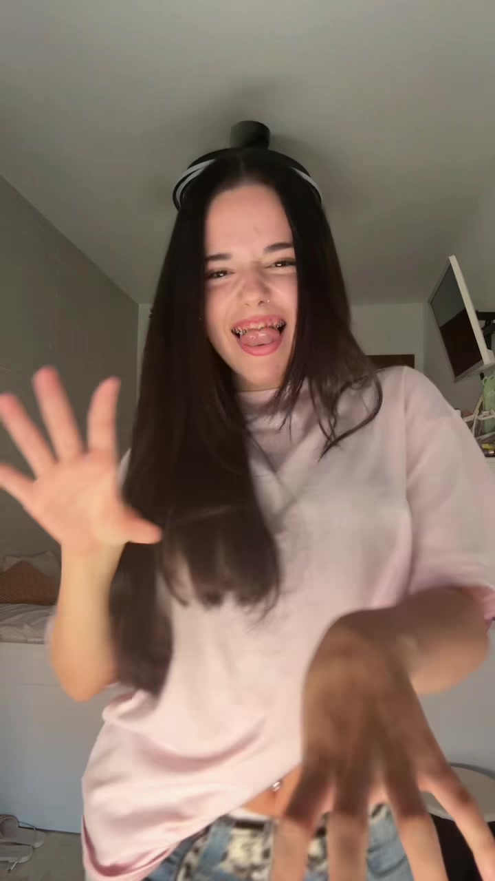 @𝐋𝐚𝐮𝐫𝐚
