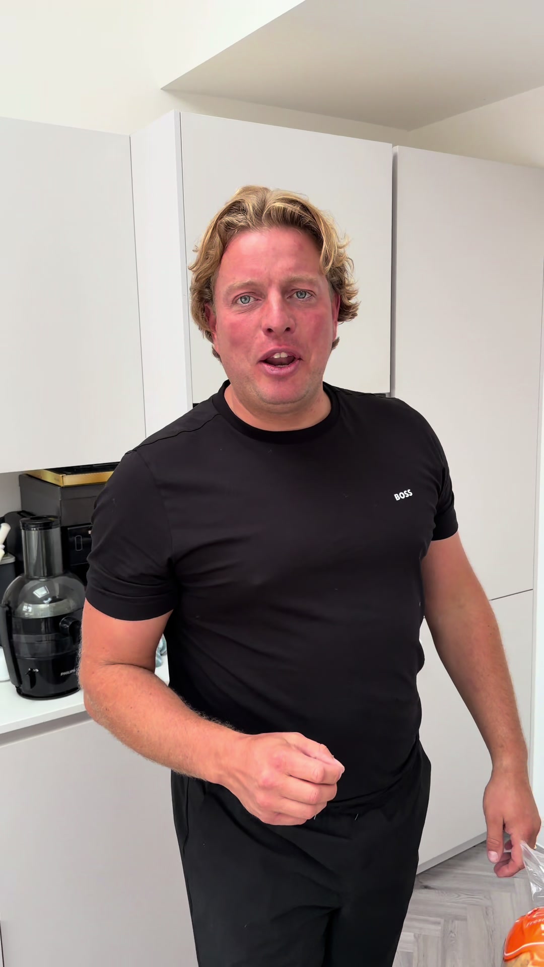 @iamtomskinner