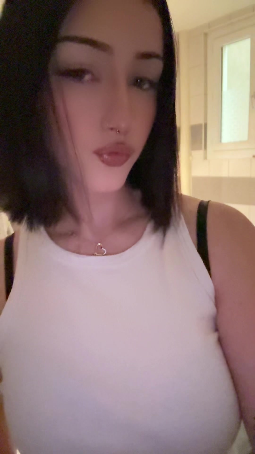 @𝔏𝔢𝔞𝔫𝔫𝔢🎀