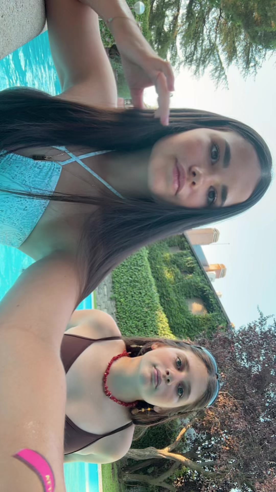 @elenita