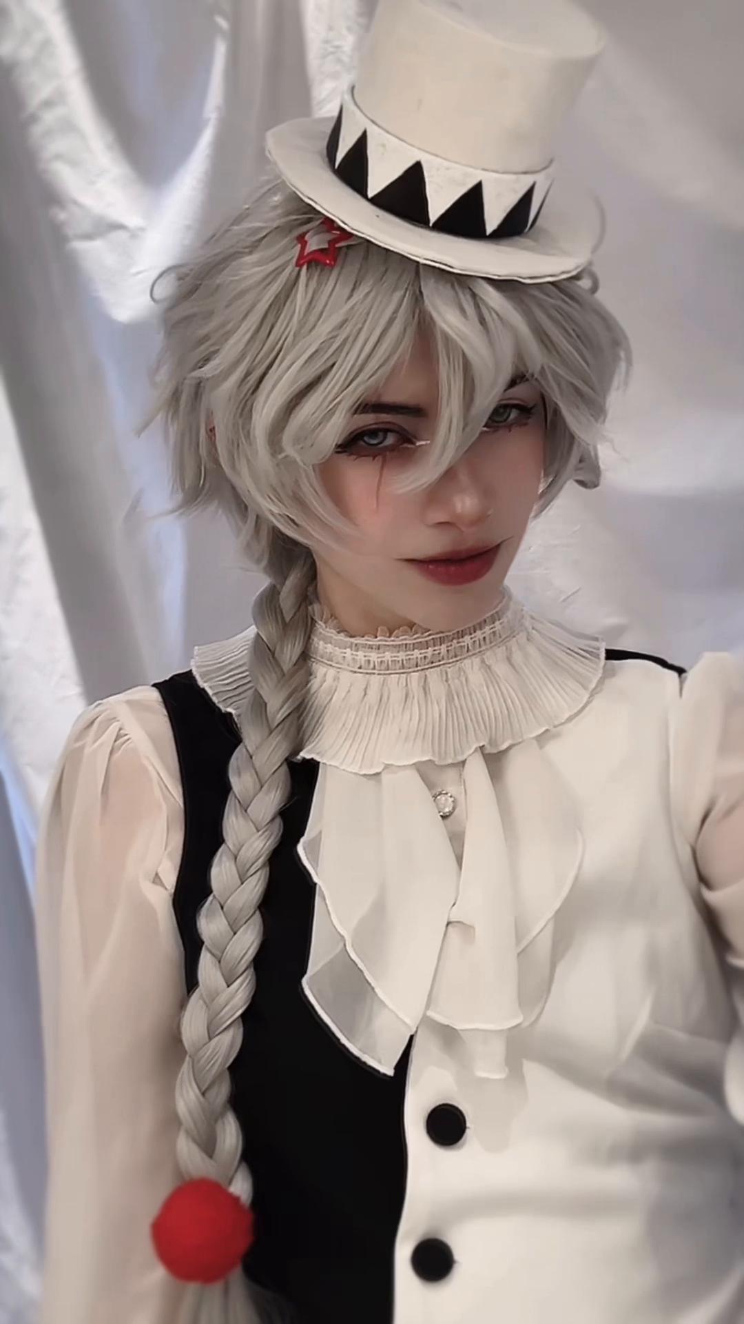 @Liu 🧛🏻♀️