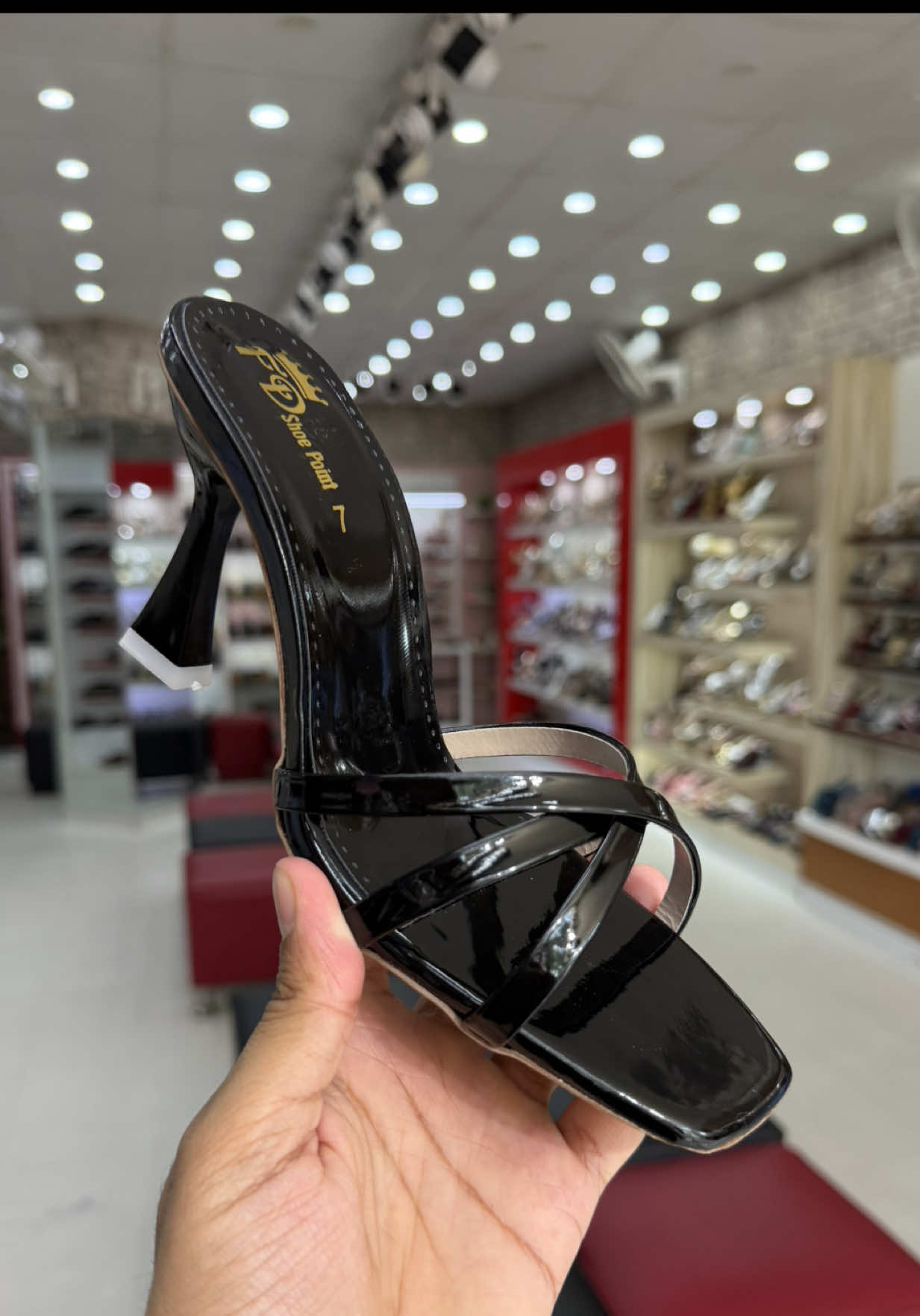 @English shoes Layyah