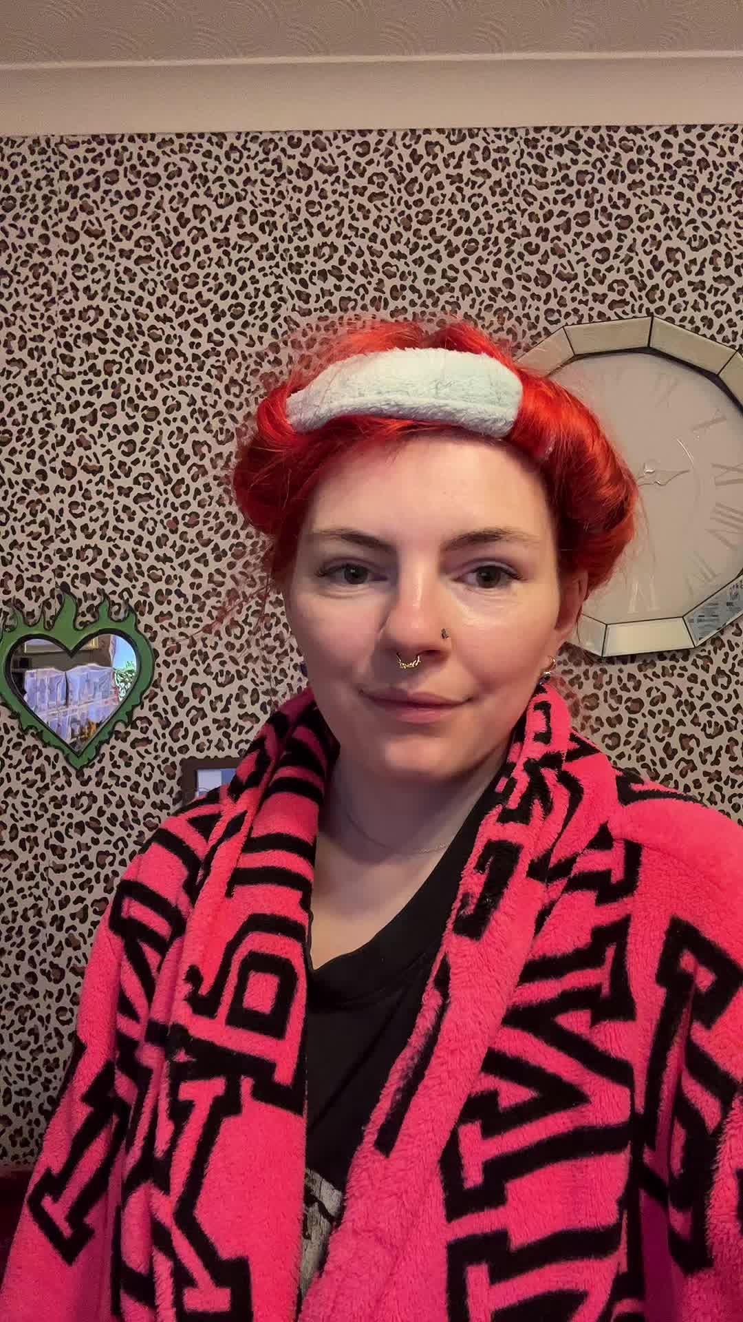 @sarah twin emo mama