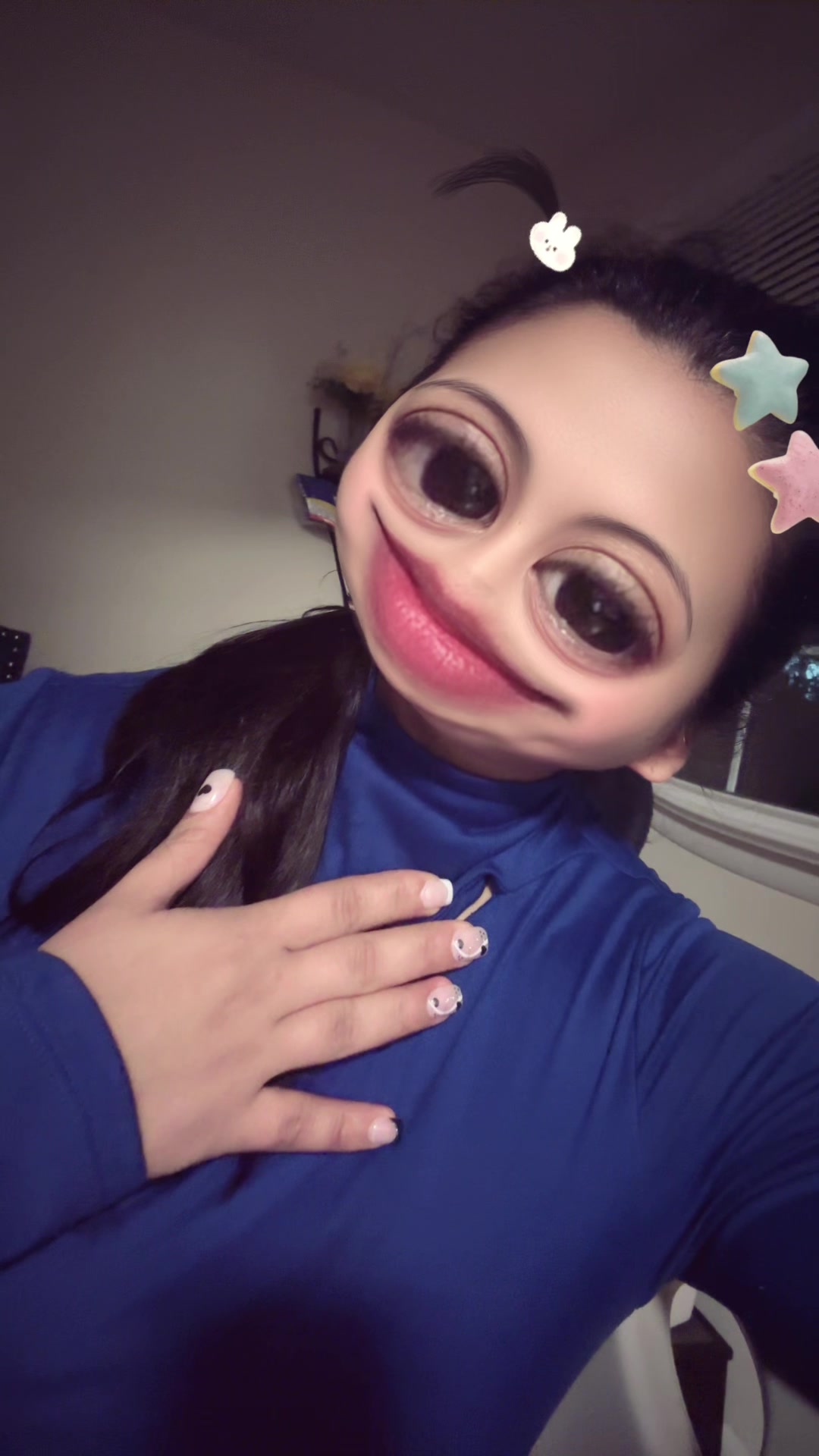 @Vanessa ✨️🦋