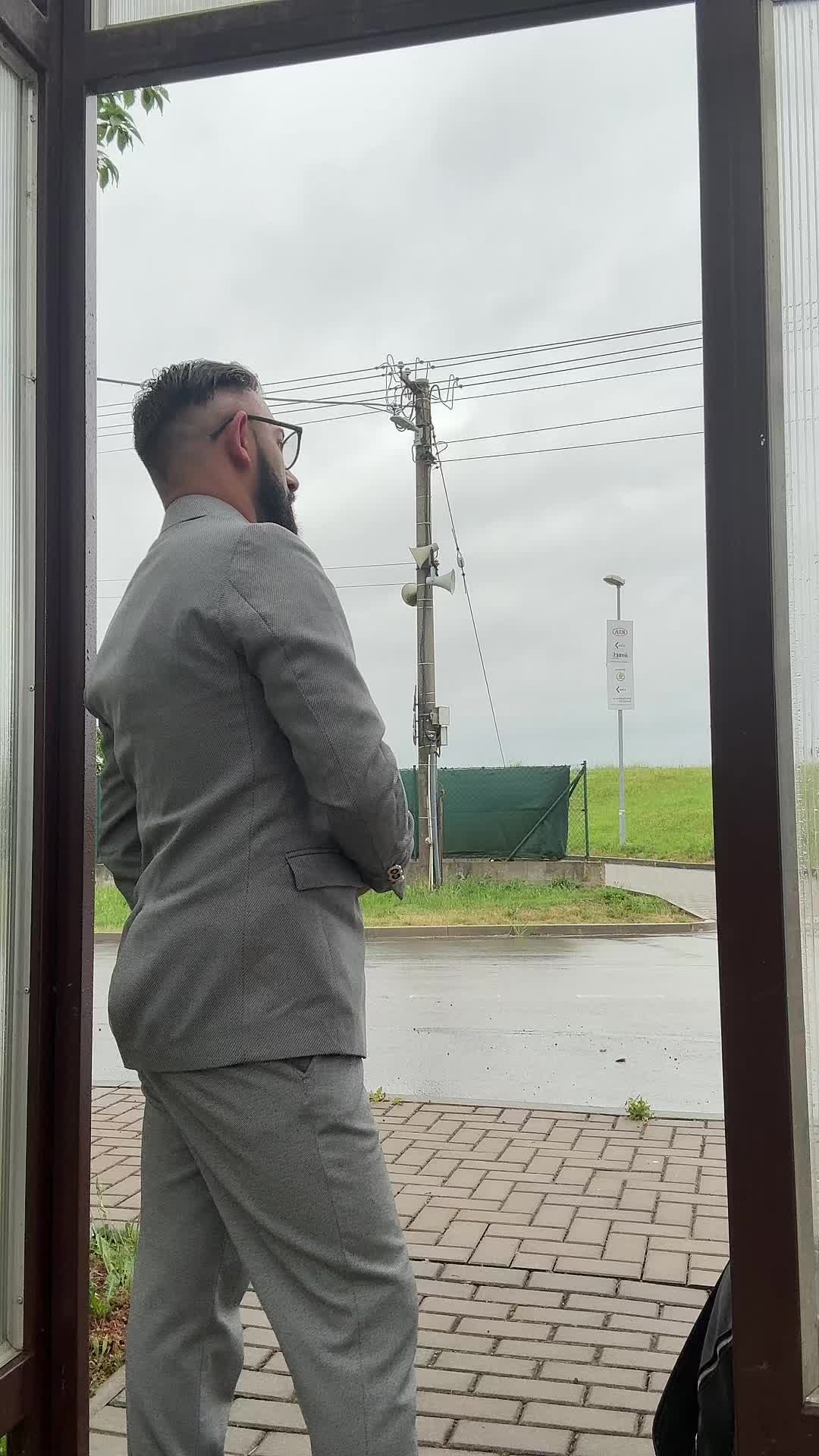 @Ezel Niko Petik