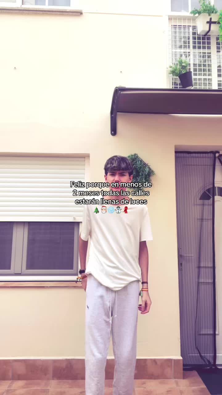 @𝐀𝐥𝐞𝐣𝐚𝐧𝐝𝐫𝐨 