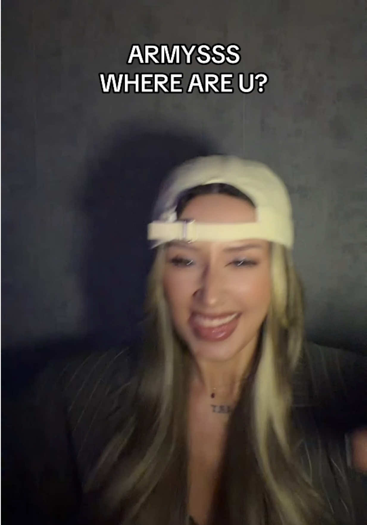 @Adriana⟭⟬⁷