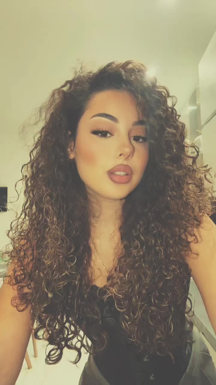 @𝓮