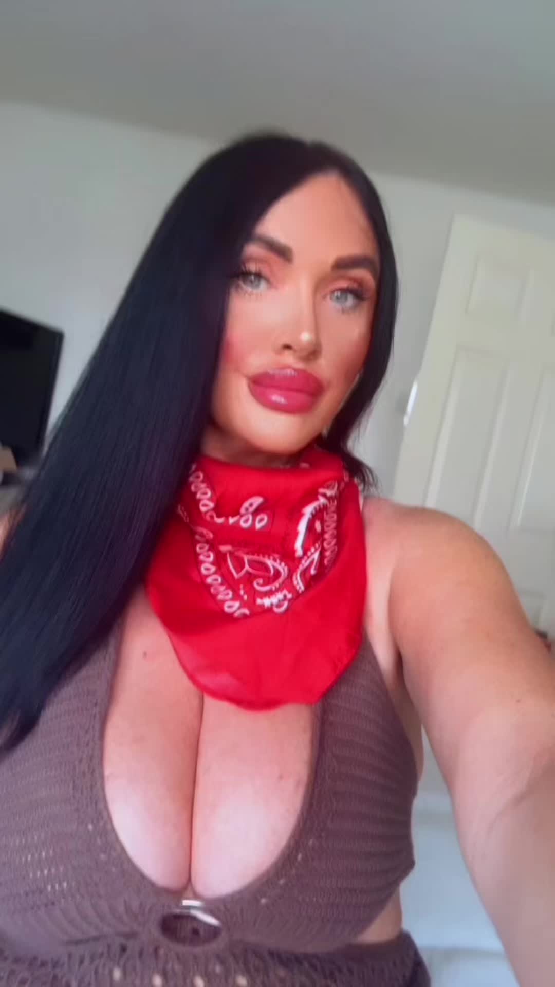 @katie_xstormi