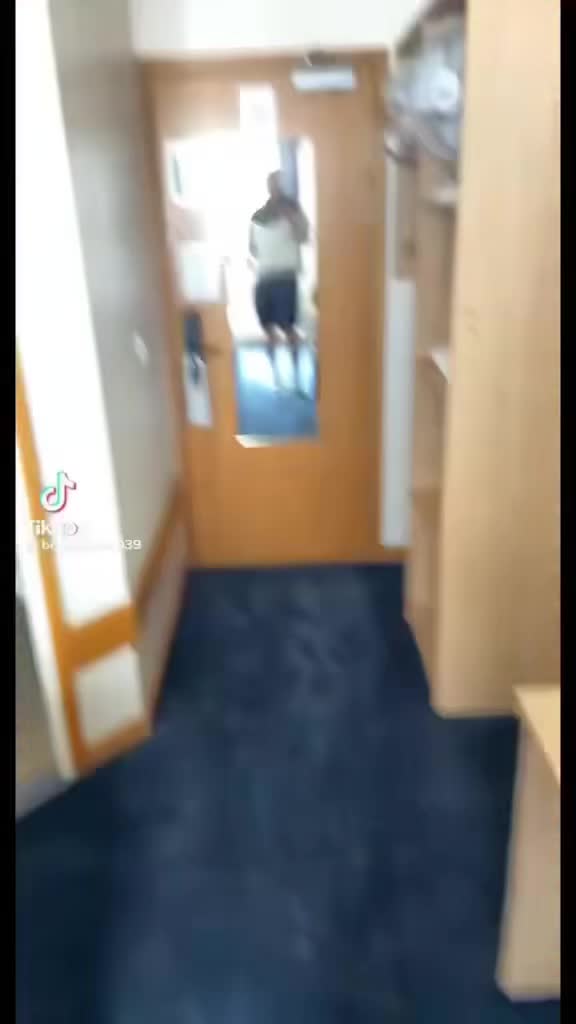 @CrazyBritishCulture