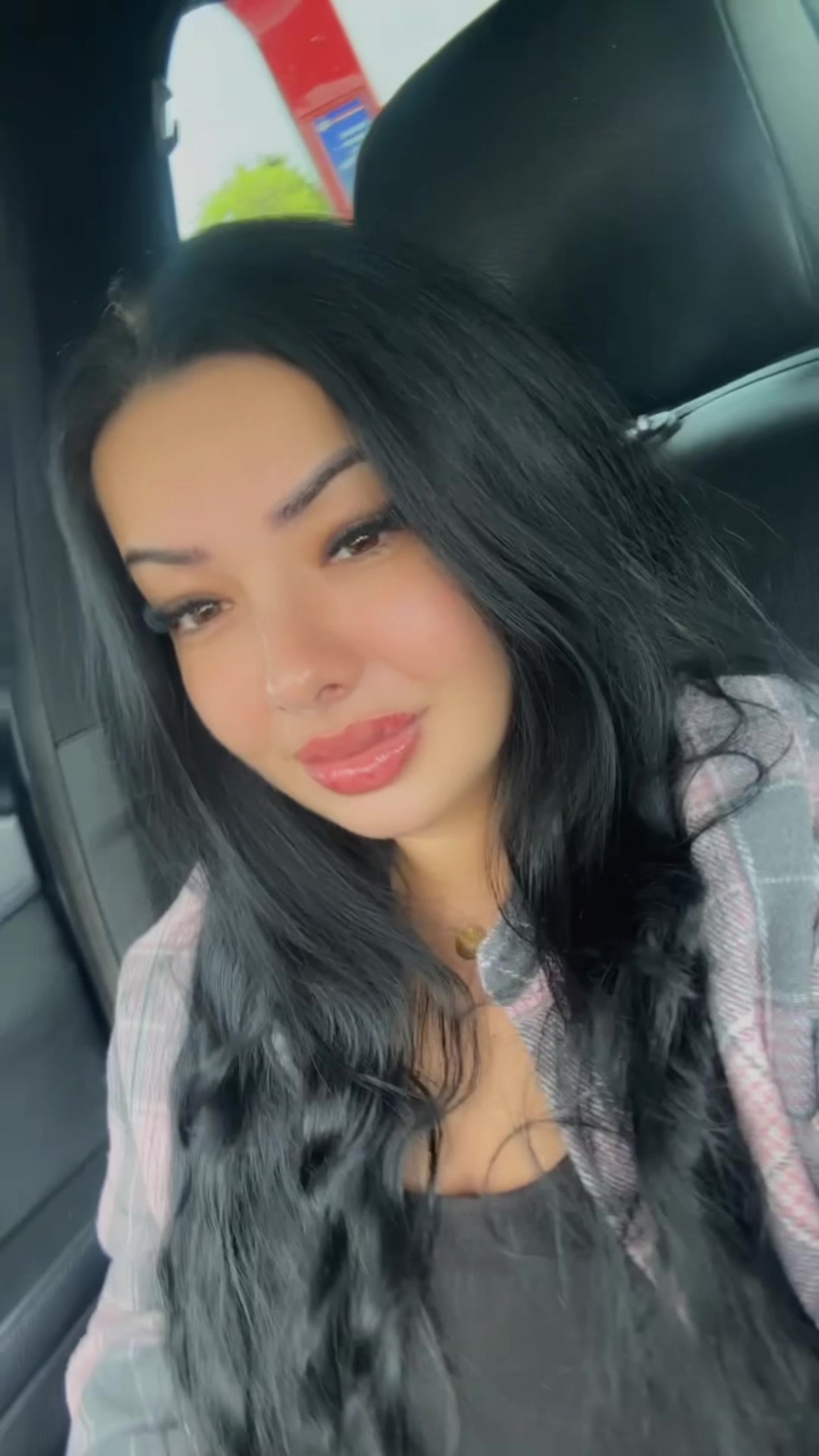 @MELLYME