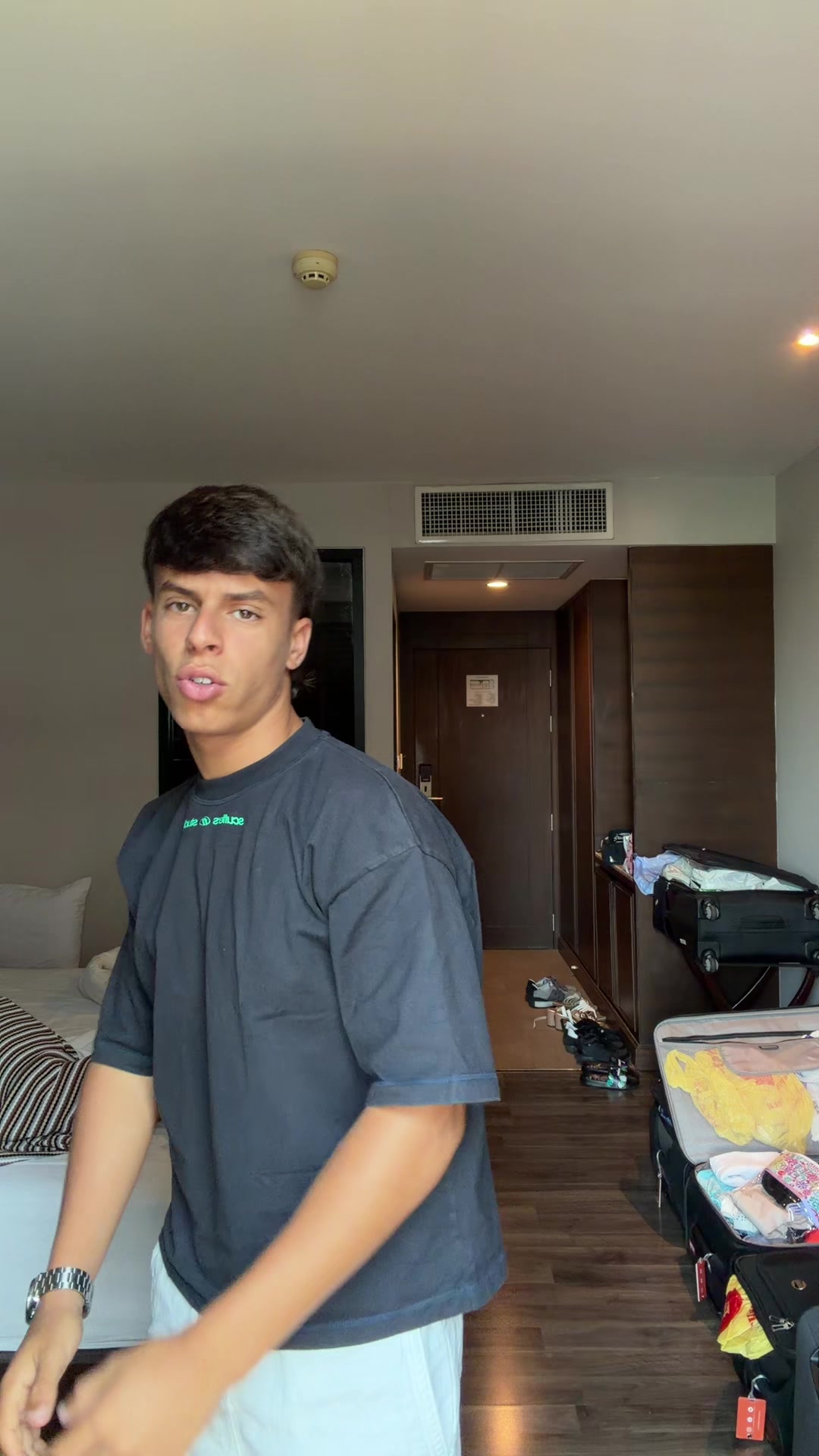 @Mickygonv