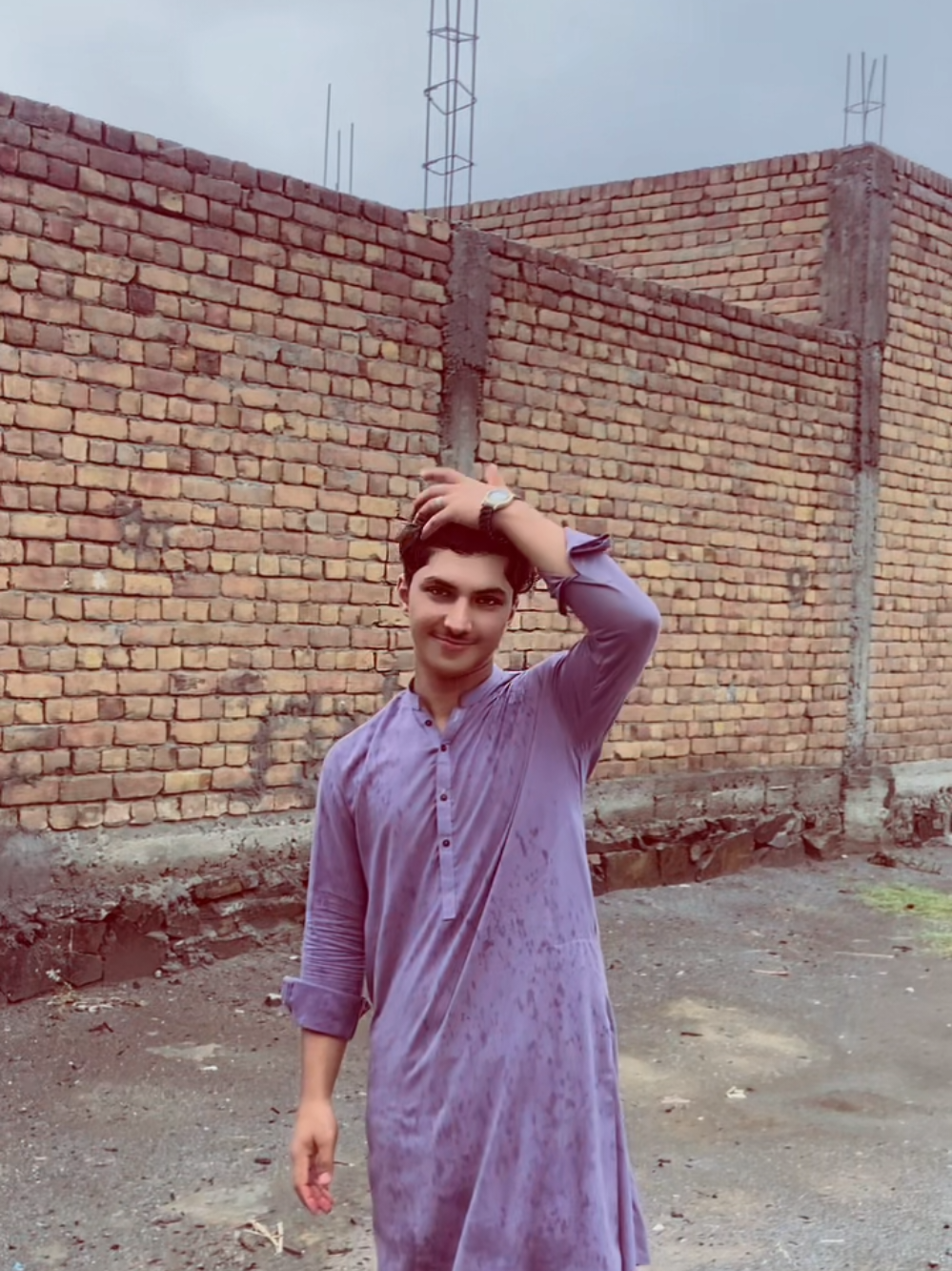 @AQIB DIROJY✌️