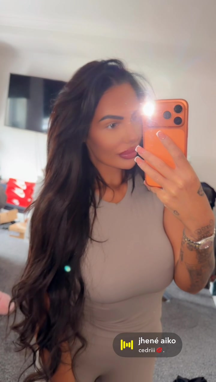 @𝒢𝑒𝑜𝓇𝑔𝒾𝑒-𝒜𝓃𝓃
