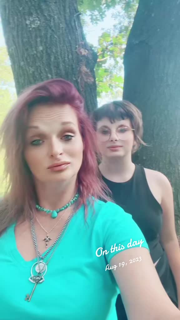 @Renee❌️💯🌈🌜💫☄️