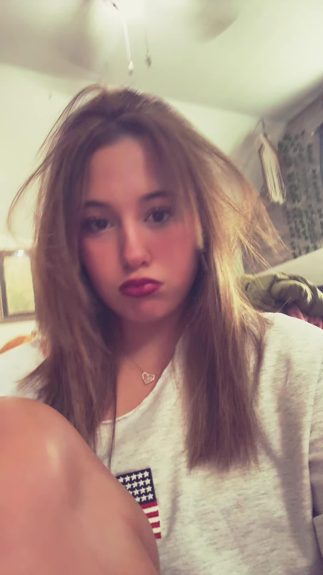 @Delaynie Issabella