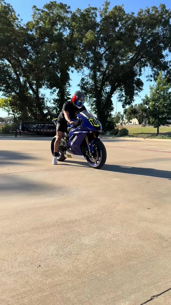 @MotoBros
