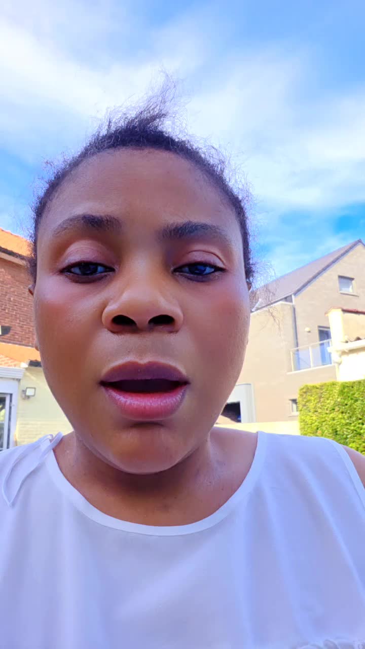 @mama_laylay