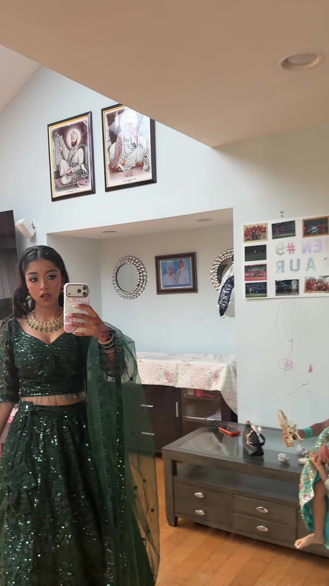 @Jasminekaur☬