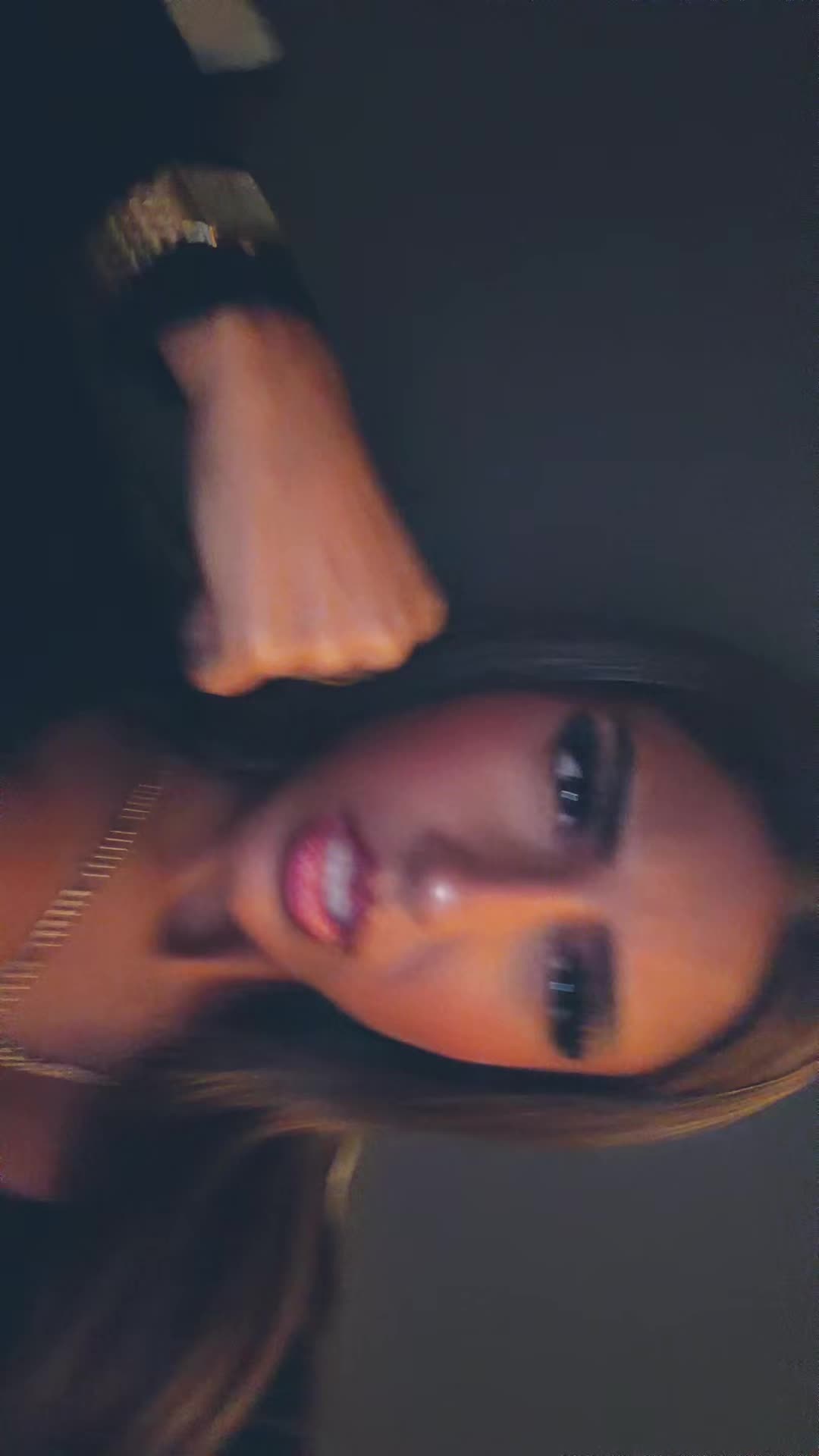 @LiveTina250k