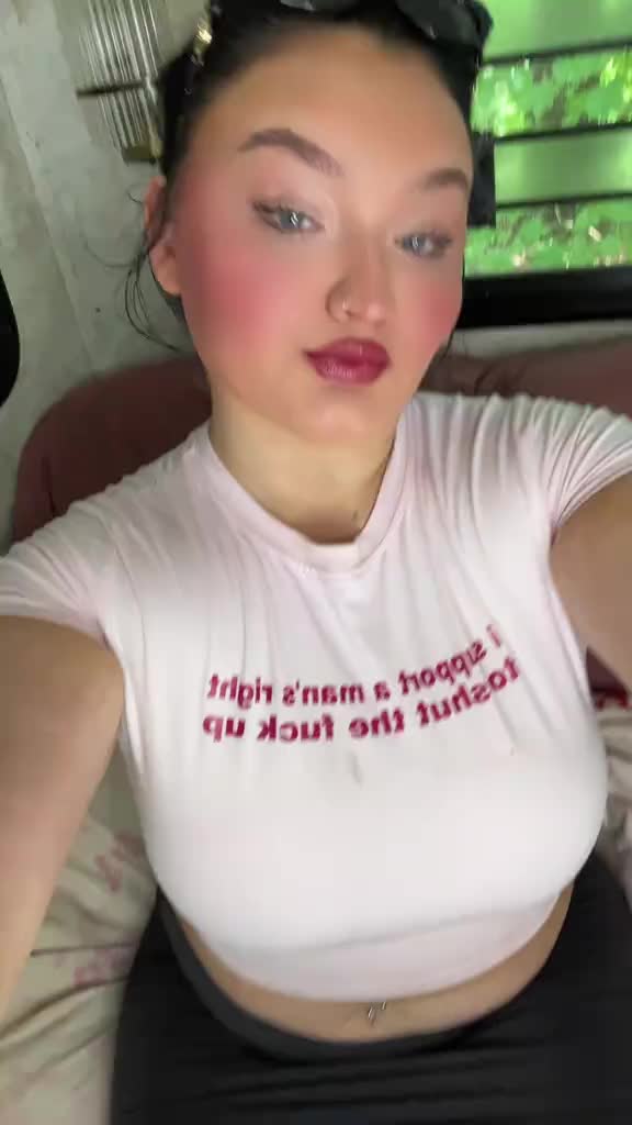 @kayleesalwayswright
