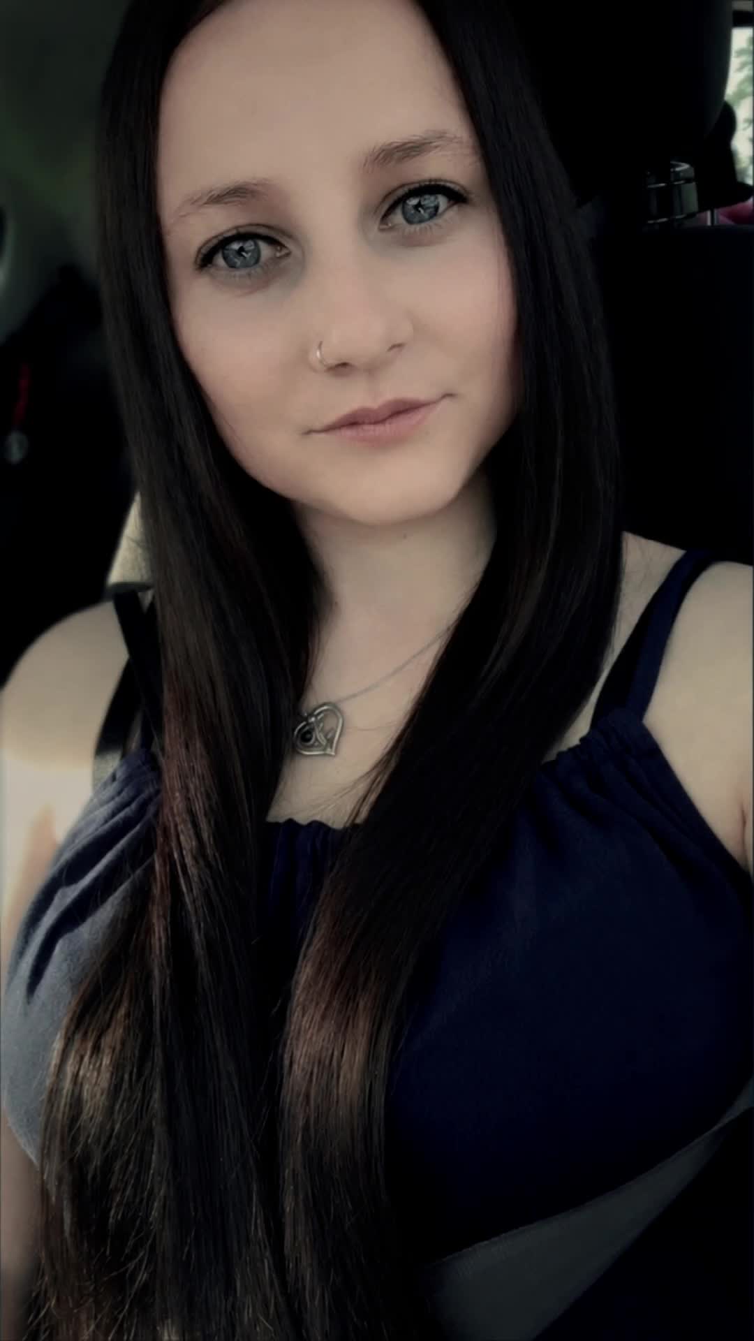 @Vanessa_moonie 💜🌙🧚♀️