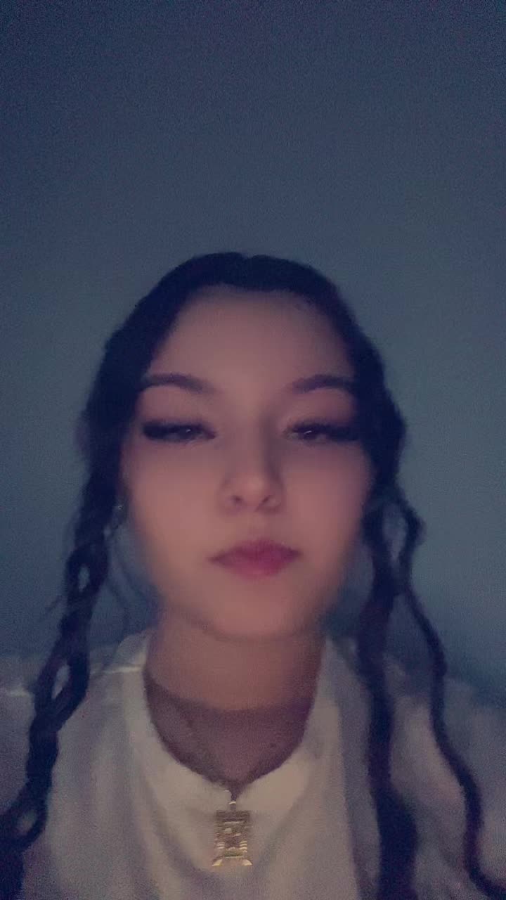@Mia .🦋
