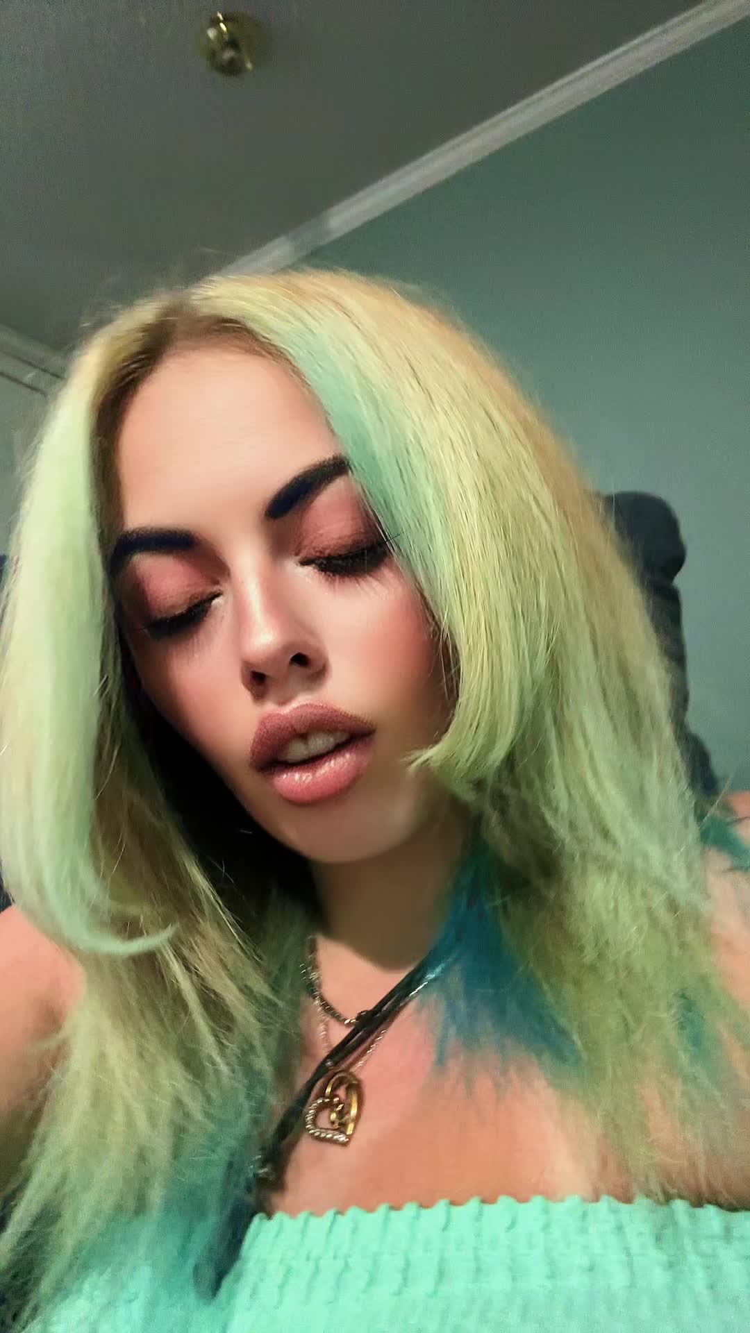 @Goth Angel Sinner ๐ฃ