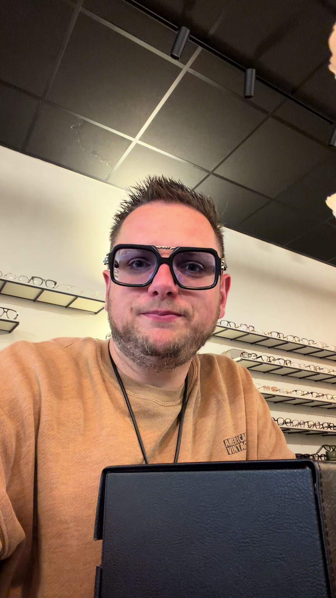 @Brils Unique Eyewear