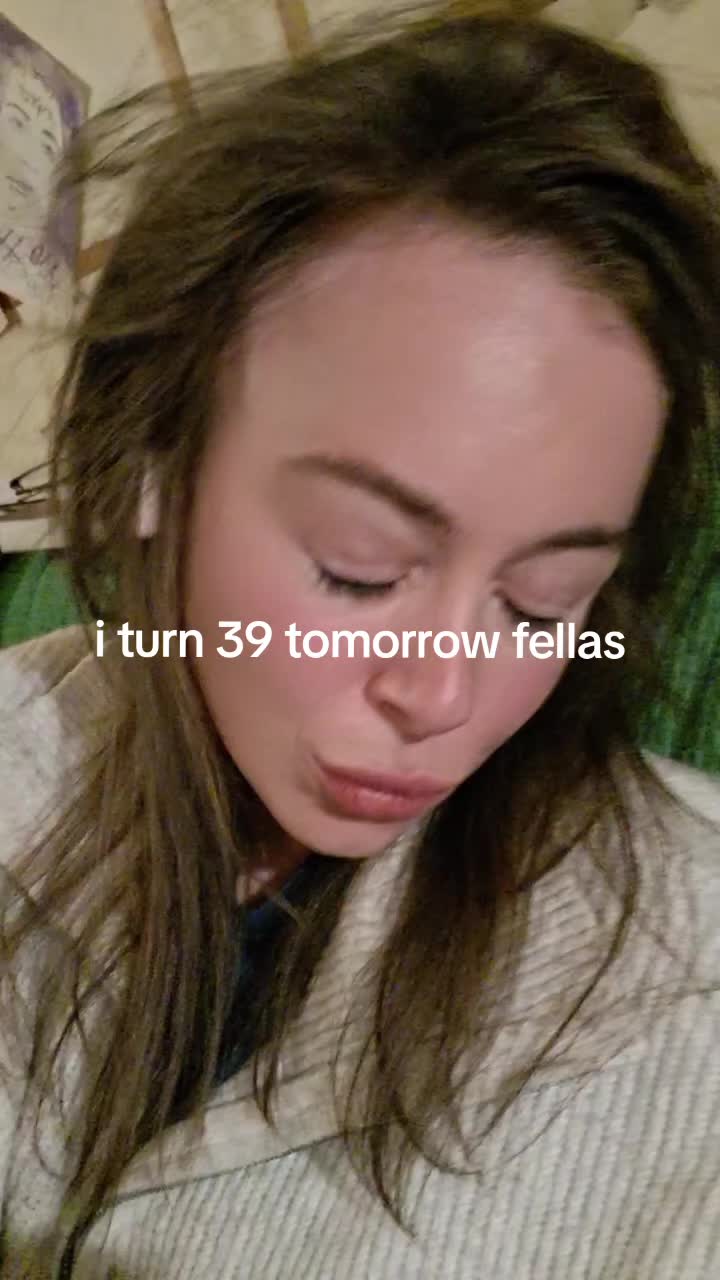 @lollyybmnqh