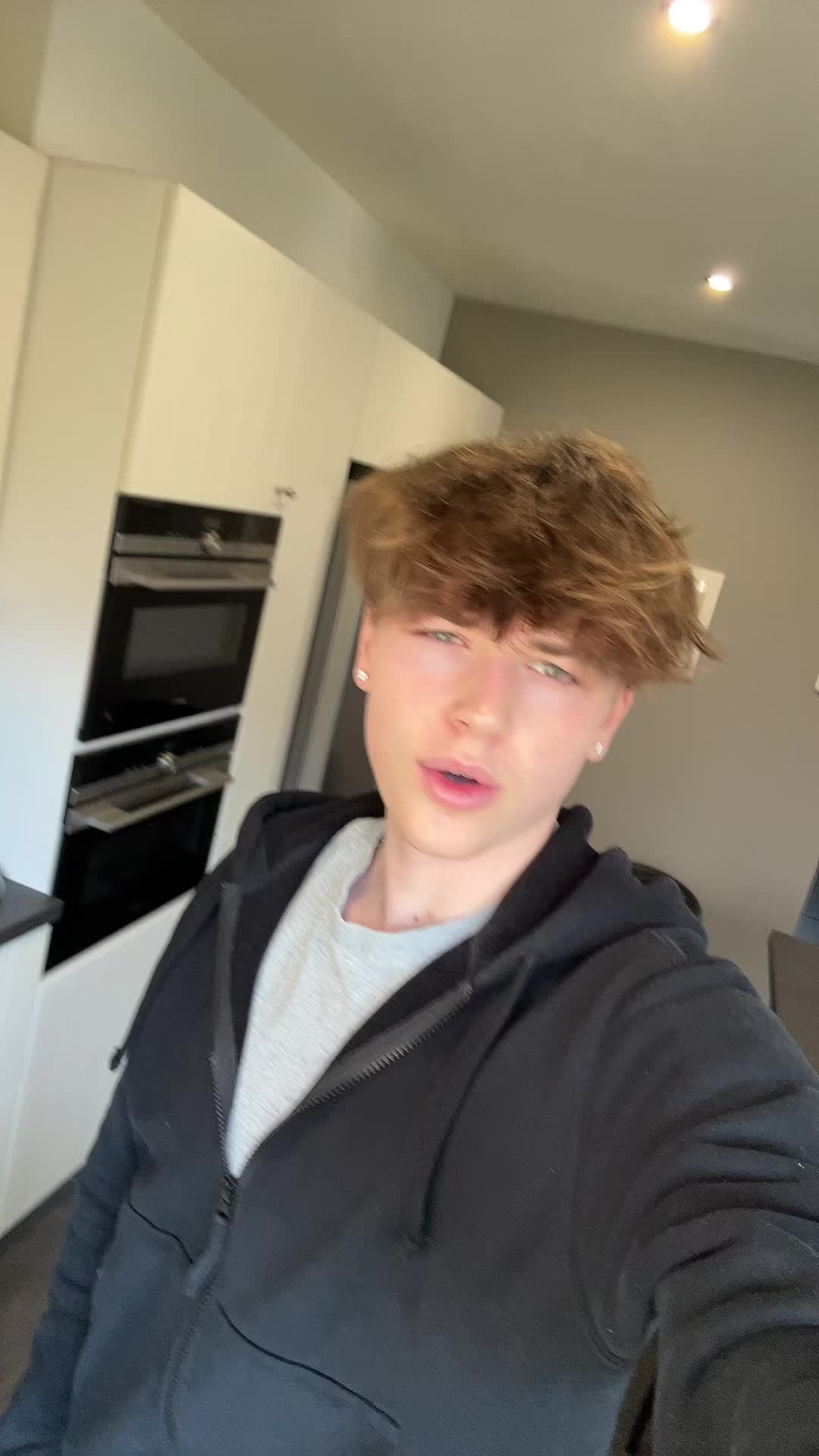 @thomasthn