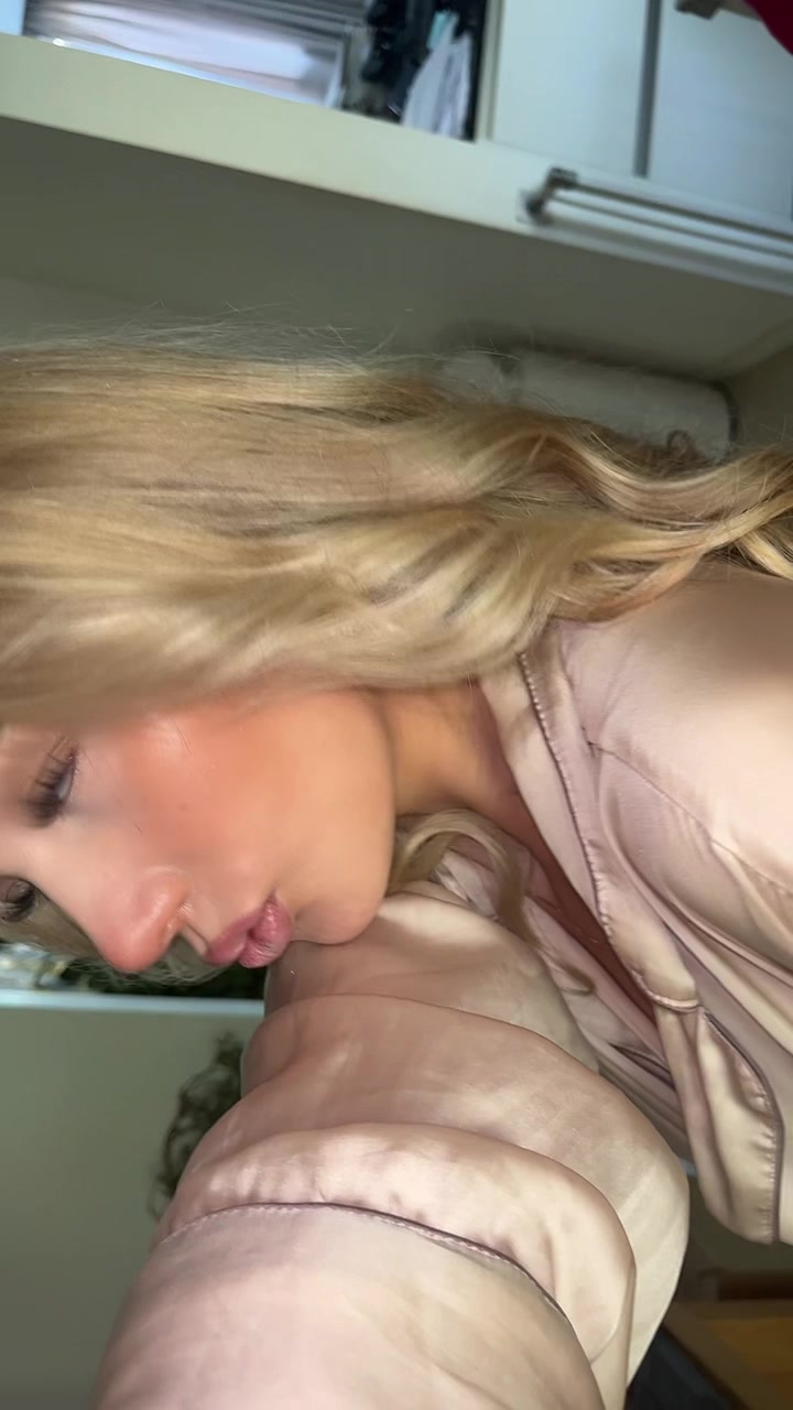 @ELLEN🦄