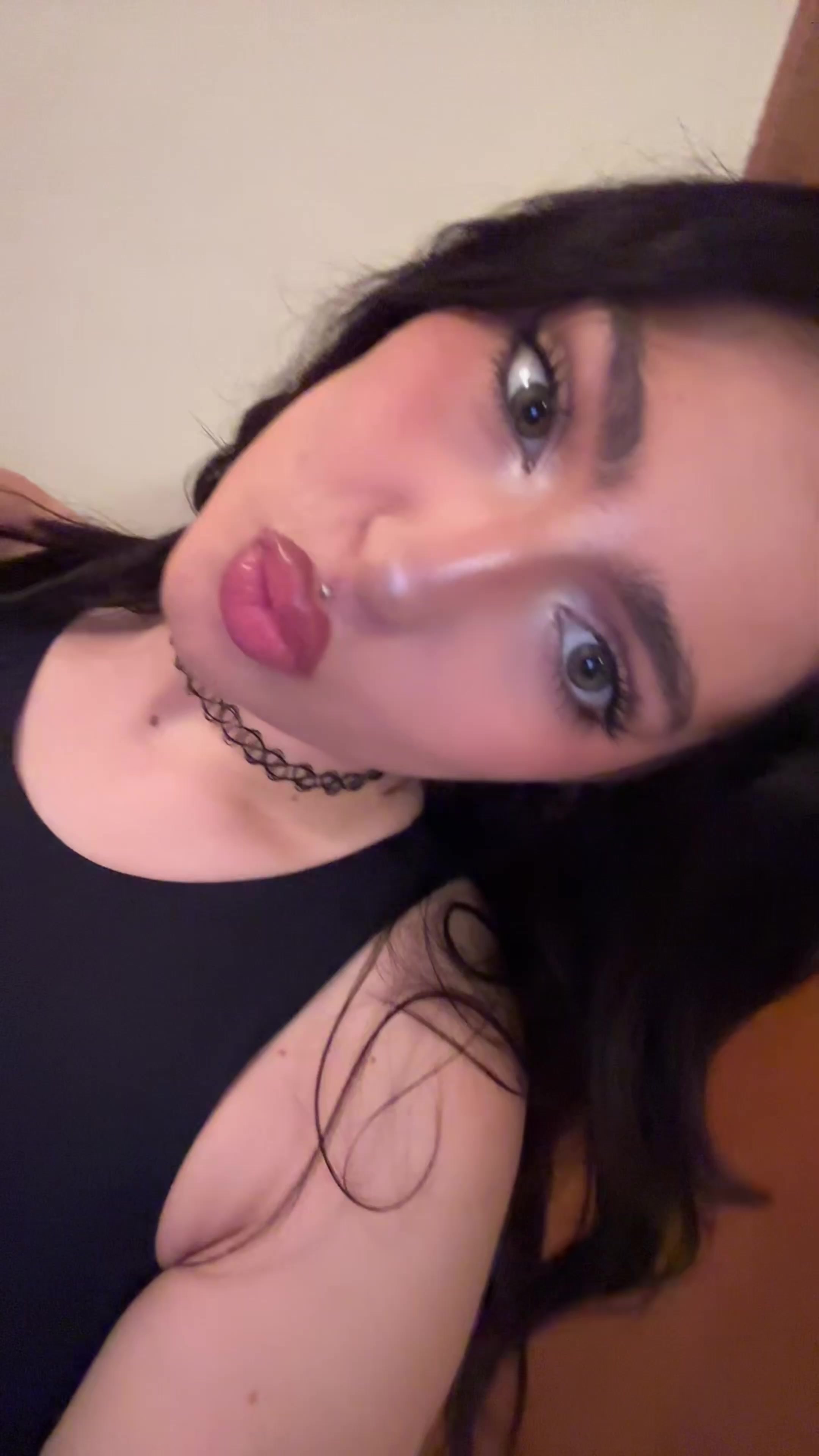 @g