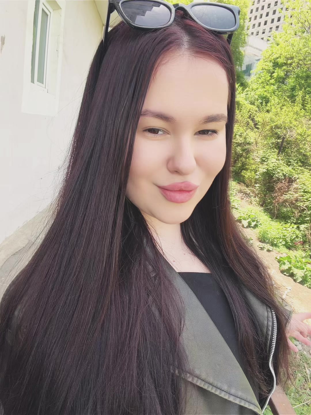 @😊