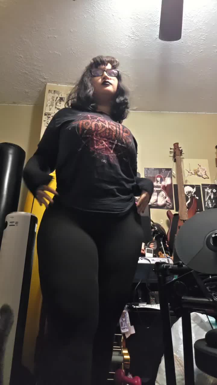 @🐷PIGXMILK🐷(Jenna)