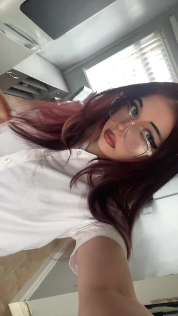 @Lexi๐ค๐๐๐