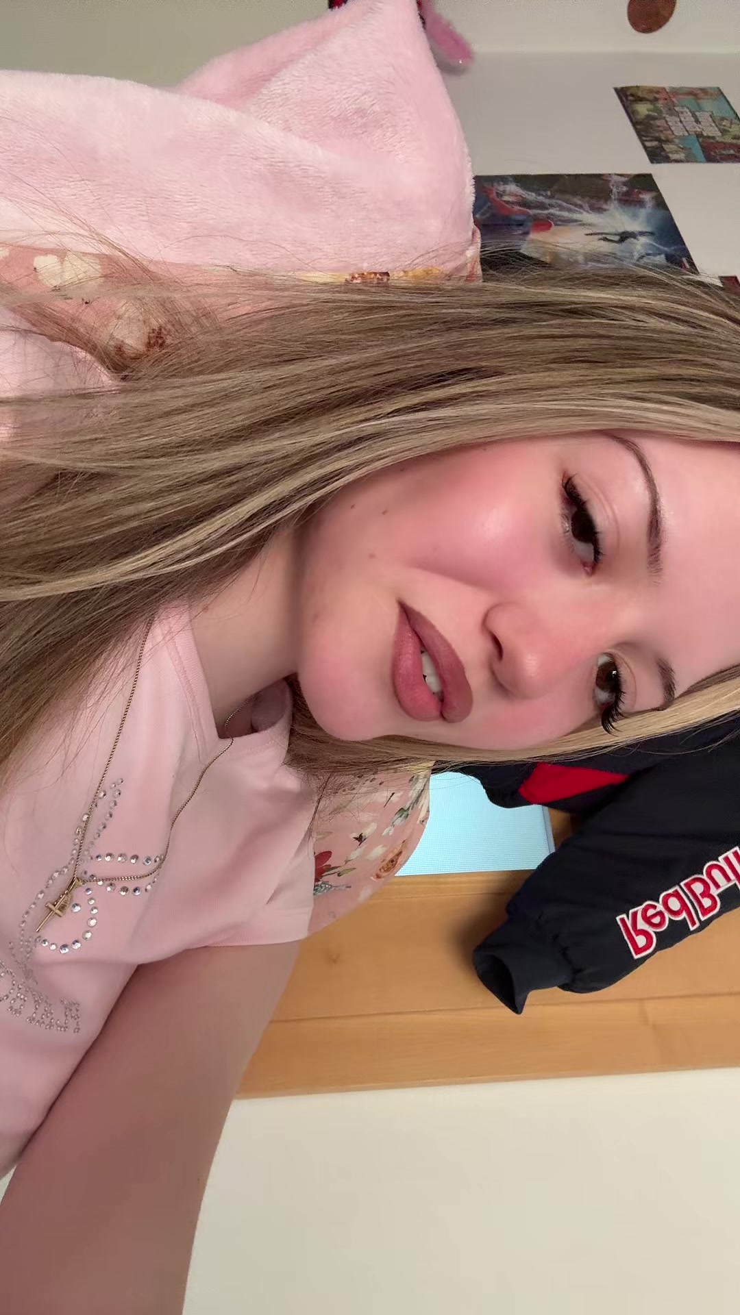 @freakyviki