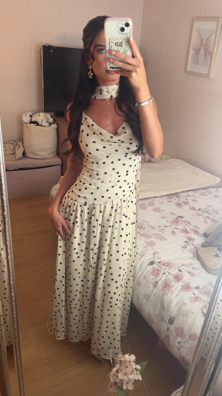 @Eva 🤍✨