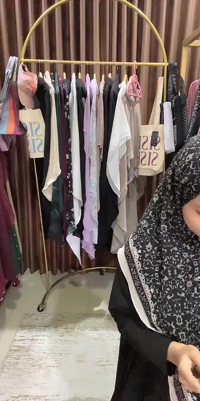 @CMgalleryfashion