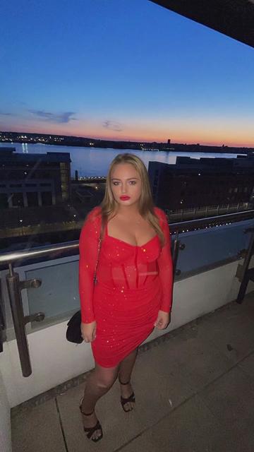 @KayLouise👅x