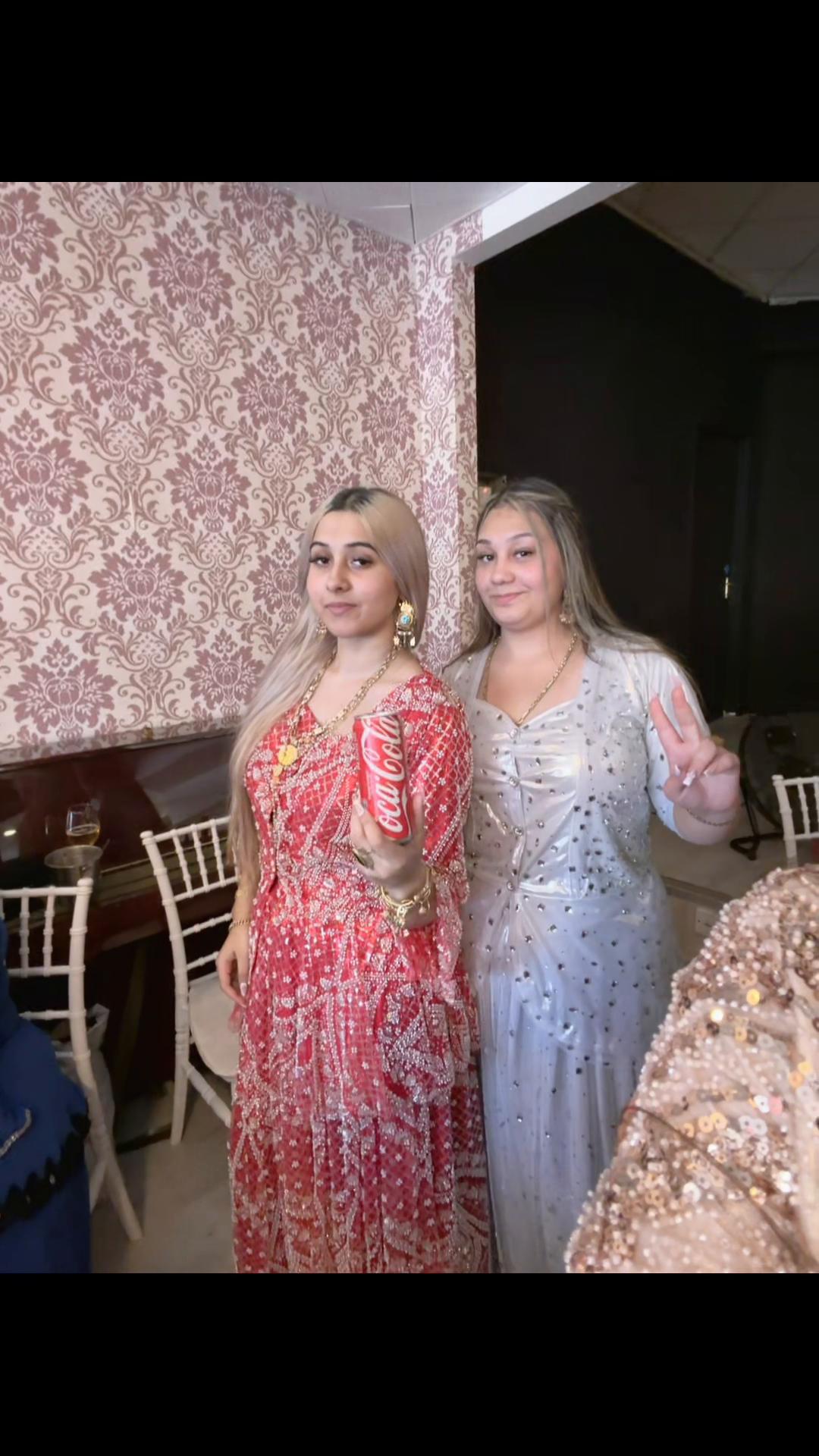 @Roxanarostz🖤🦅